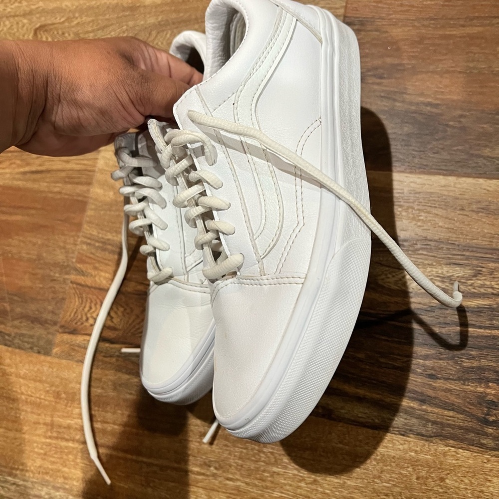 Vans Leather Shoes Womens Size 6.5 White Low-Top Skate Sneakers Clean - Picture 2 of 6